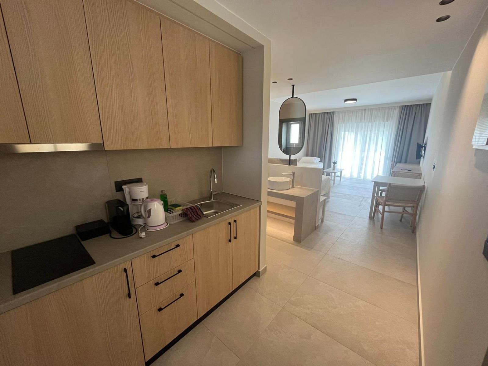 Mediterranean Sea Top Floor Palaiochora Ngoại thất bức ảnh