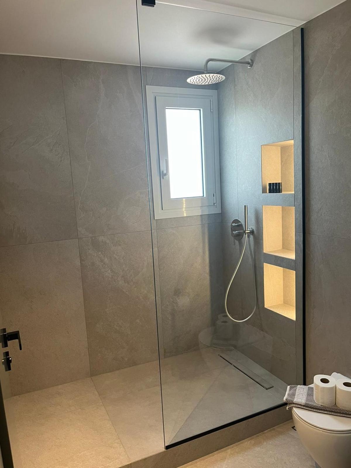 Mediterranean Sea Top Floor Palaiochora Ngoại thất bức ảnh