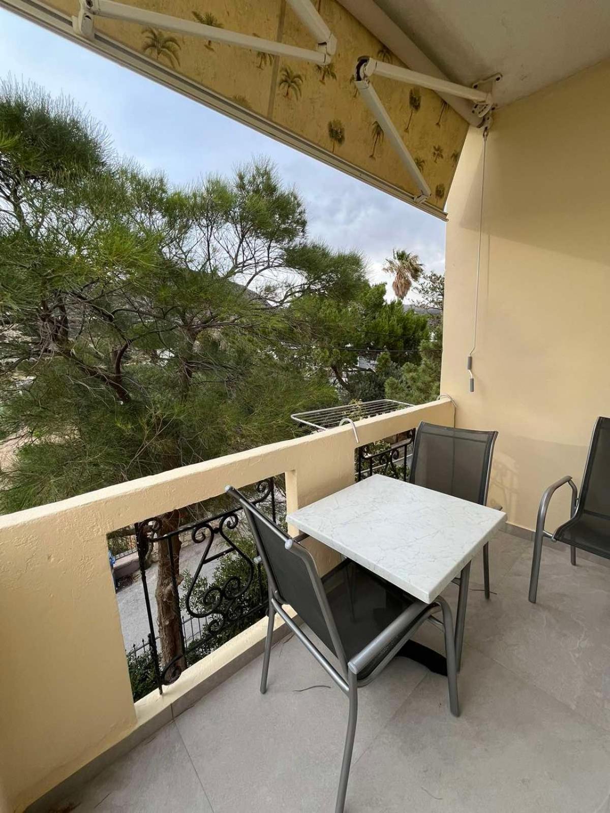 Mediterranean Sea Top Floor Palaiochora Ngoại thất bức ảnh