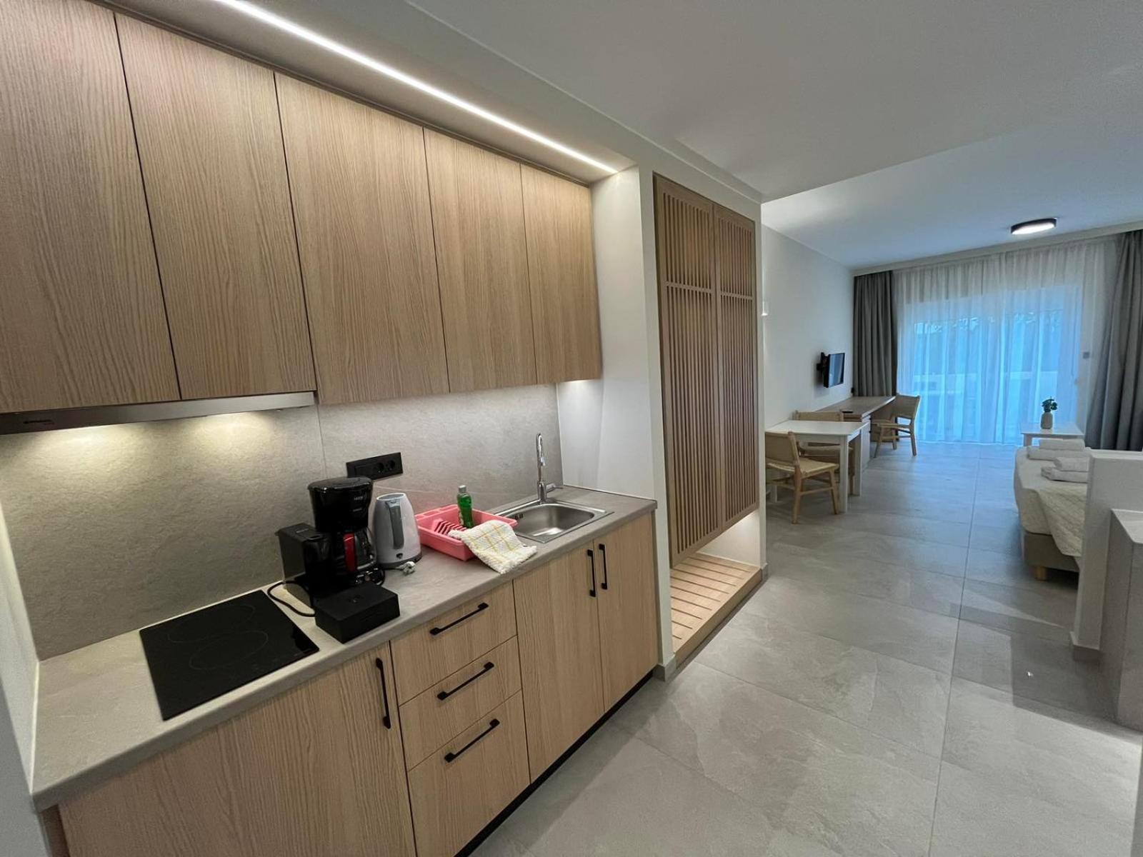 Mediterranean Sea Top Floor Palaiochora Ngoại thất bức ảnh